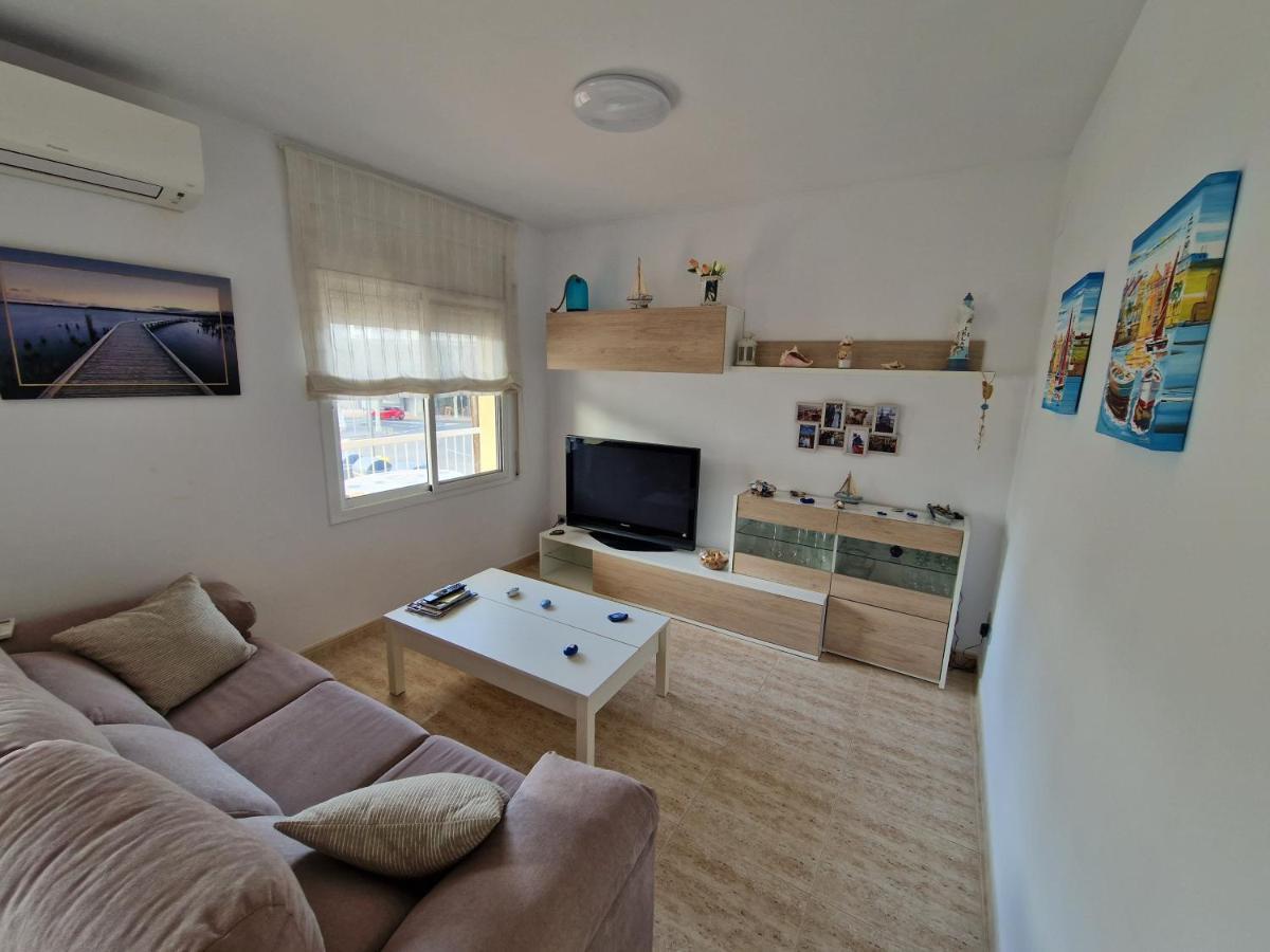 Beach Apartment Regueral Cambrils Bagian luar foto